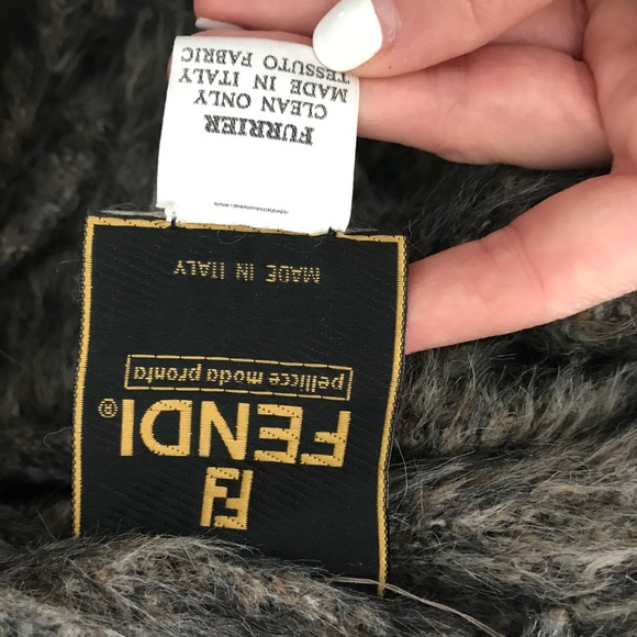 FLASH SALE 🎉❤️FENDI Fur full coat! - Picture 5 of 8